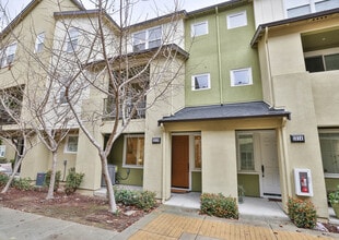 Building Photo - 1310 Nestwood Way