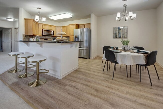 Foto del edificio - 1675 Little Bear Creek Point