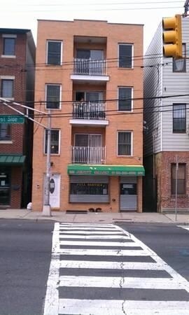 Primary Photo - 355 W Side Ave