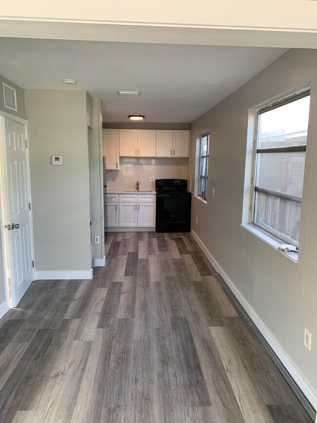 Foto del edificio - 321 N J St