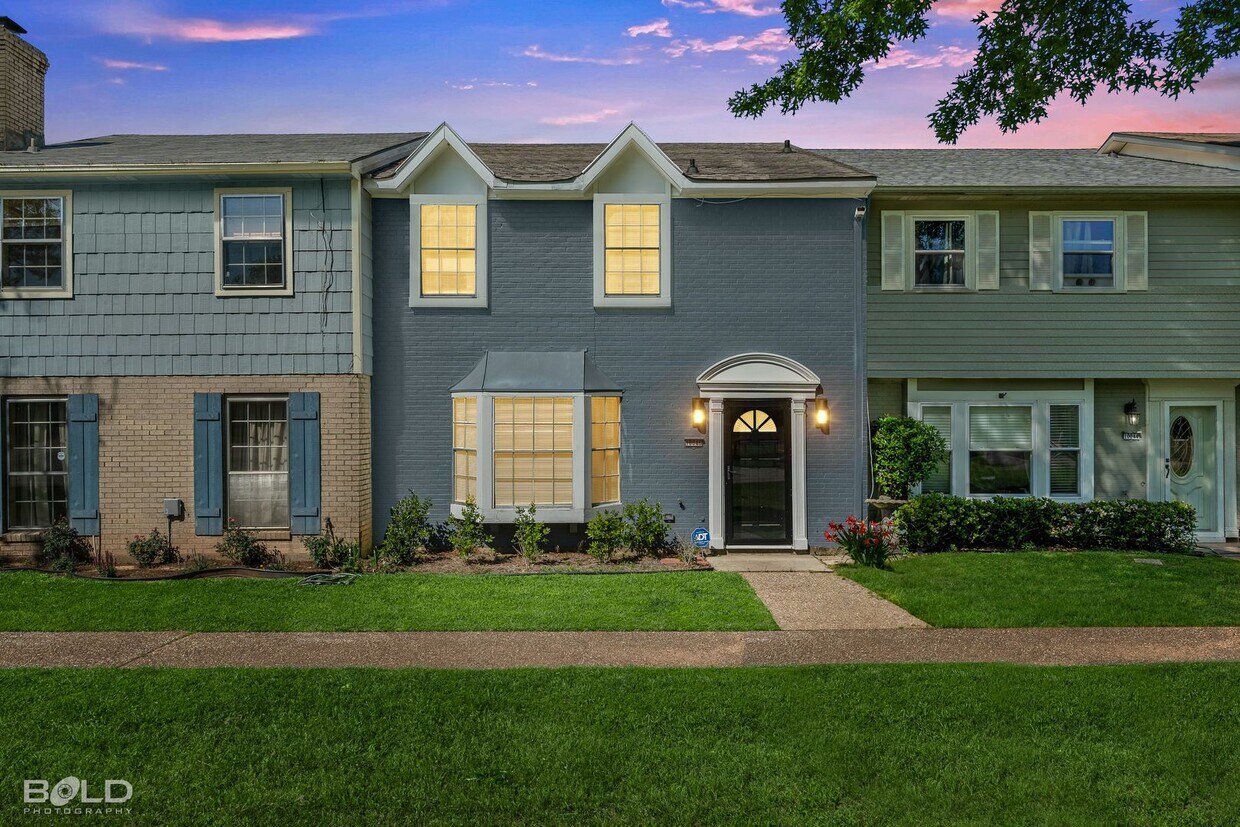 Primary Photo - Great Town Home In Shreveport