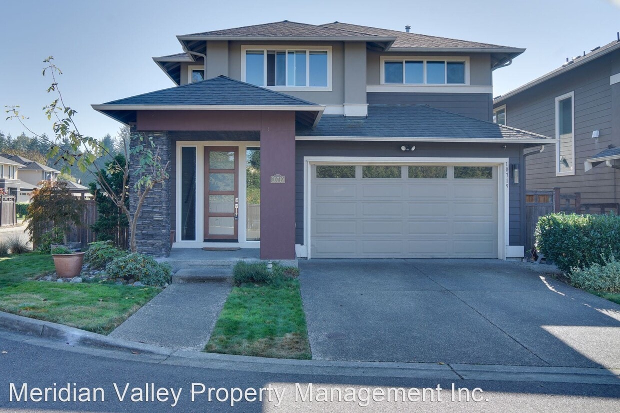 5 br, 2.5 bath House 10719 SE 278th St House Rental in Kent, WA