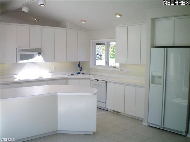 Building Photo - 32539 Bridgestone Dr