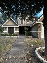 Building Photo - 431 Puig Dr