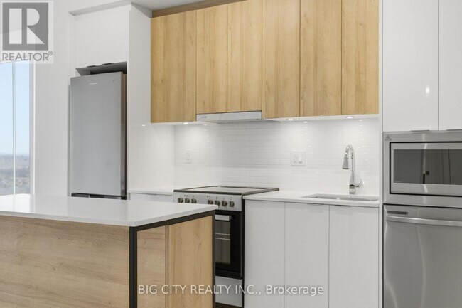 Photo du bâtiment - 9751 Markham Rd