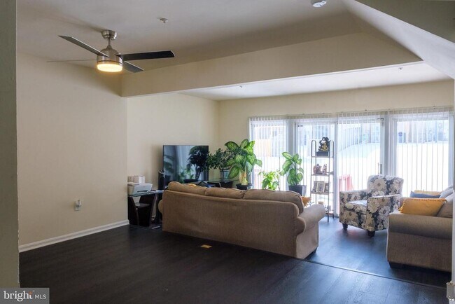 Building Photo - 37 Joyceton Way