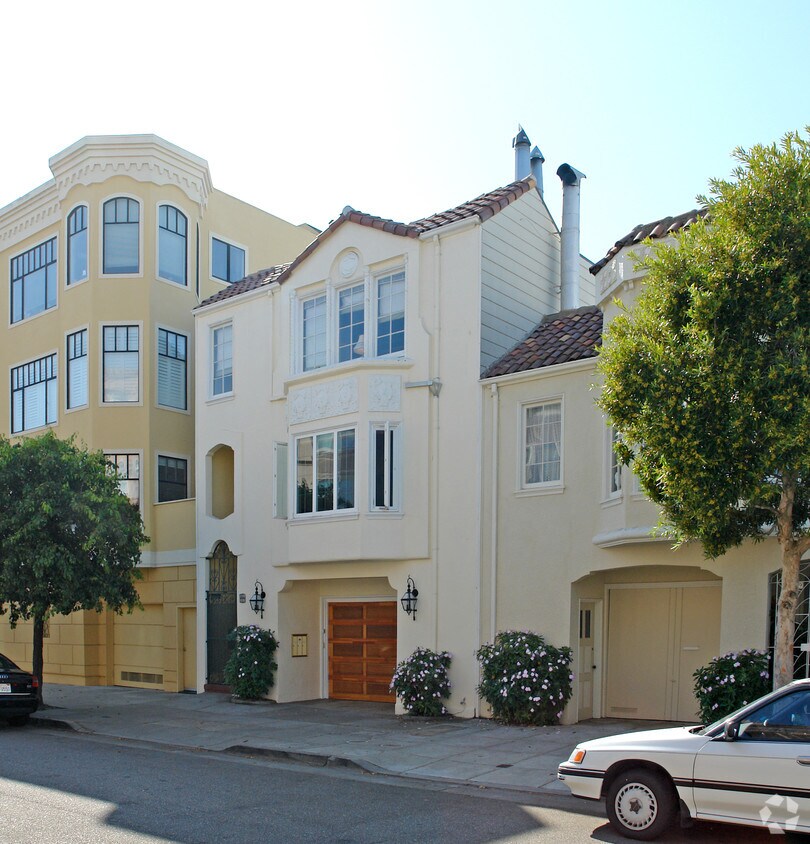 Foto del edificio - 2141-2143 Beach St