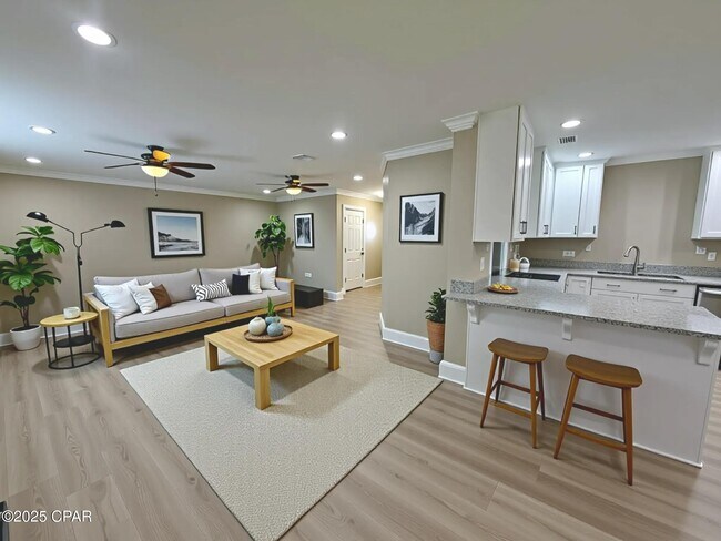 Foto del edificio - 4008 E 12th Ct