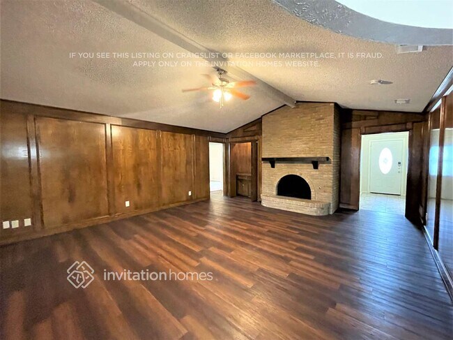 Foto del edificio - 3213 Forester Way