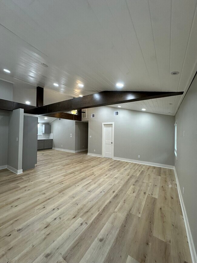 Foto del edificio - 8223 Wallis St