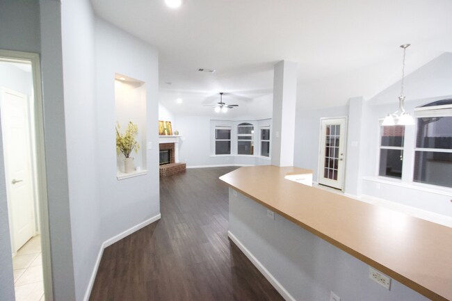 Foto del edificio - 3605 Villanova Dr