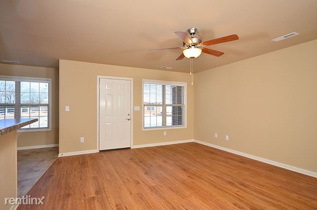 Building Photo - 101 Pelion Way