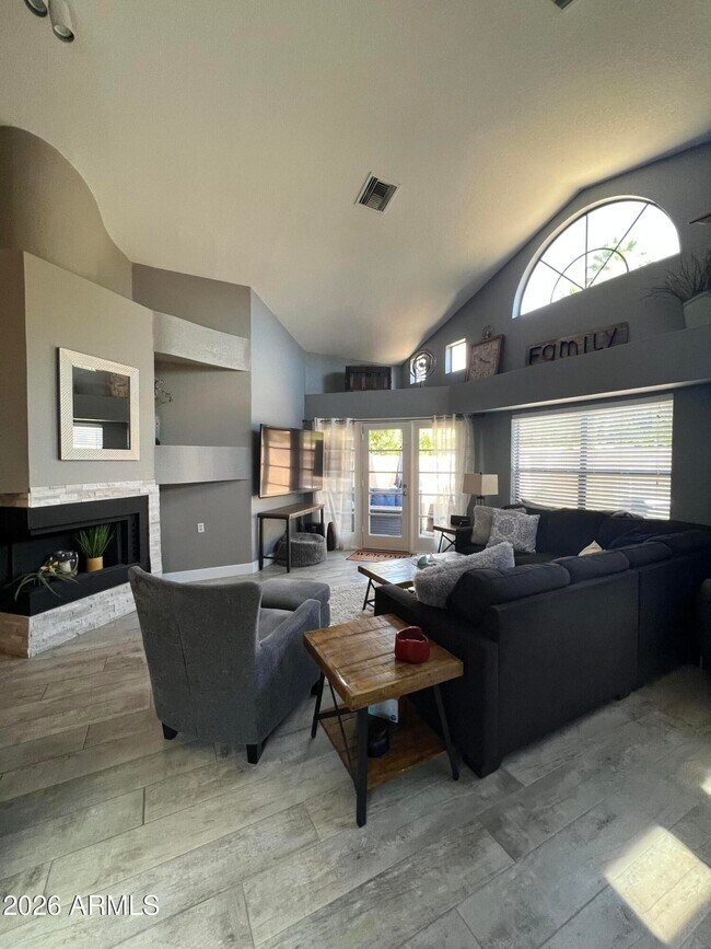 Building Photo - 3534 E Verbena Dr