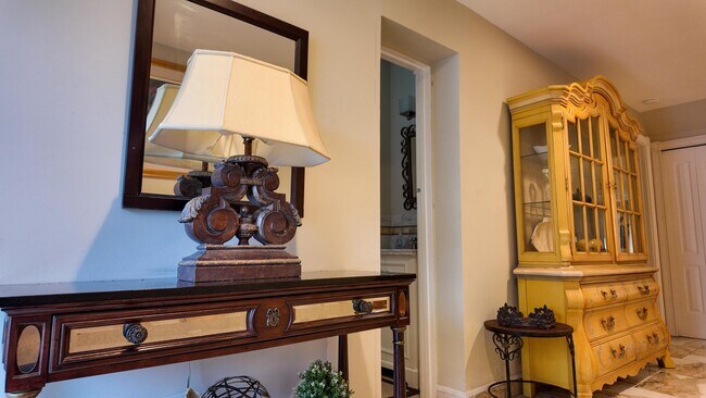 Foto del edificio - 4383 Trevi Ct