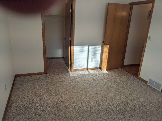 Foto del edificio - 224517 Country Ln