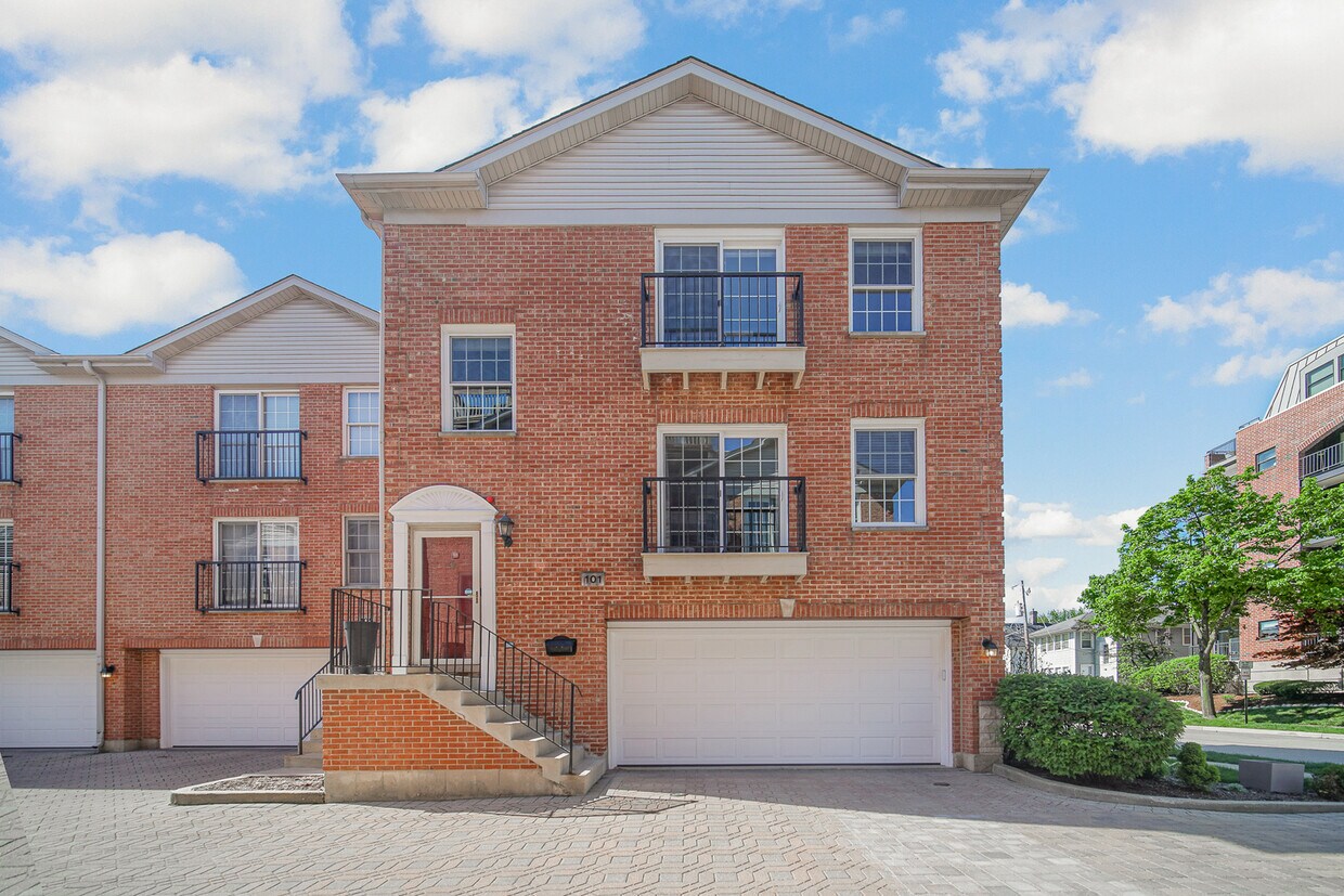 Foto principal - 101 S Evergreen Ave