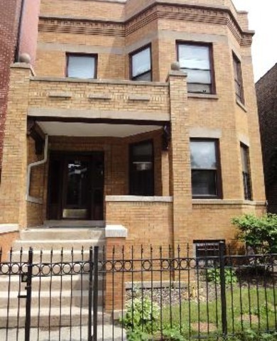 Foto principal - 824 W Waveland Ave