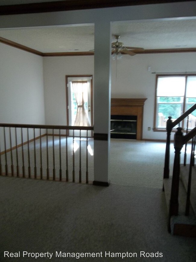 Building Photo - 3 br, 2.5 bath House - 851 Creekside Crescent