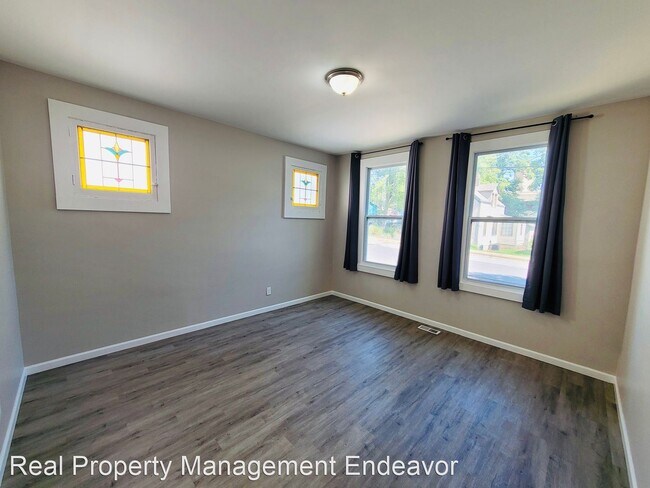 Building Photo - 3 br, 1 bath House - 130 Horn Ave