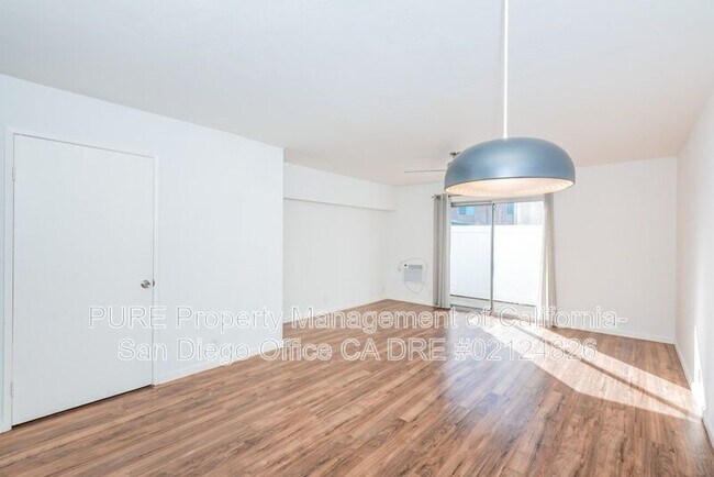 Foto del edificio - 2735 Hornblend St