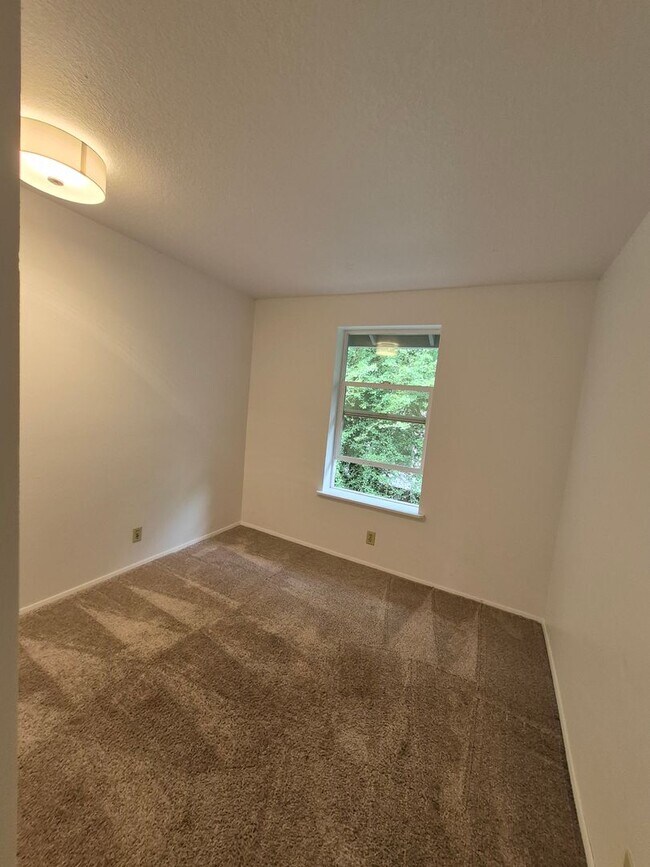 Foto del edificio - 6820 SW Garden Home Rd