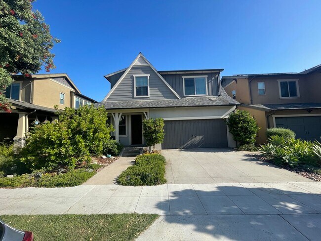 Foto del edificio - Hard to Find -UCI Campus! 4 bed/3 Full Bat...