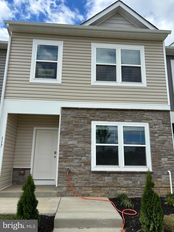 Primary Photo - 117 Tigney Dr