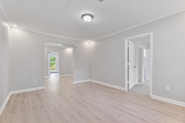 Foto del edificio - 312 S Utah St