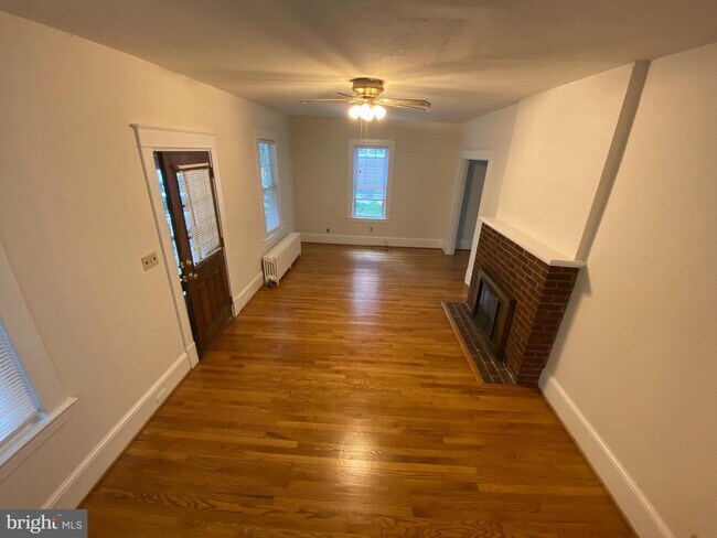 Foto del edificio - 907 Brompton St
