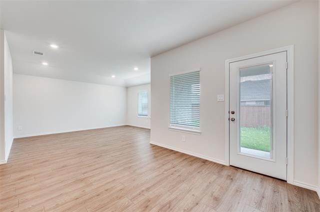 Foto del edificio - 4109 Turquoise Ave