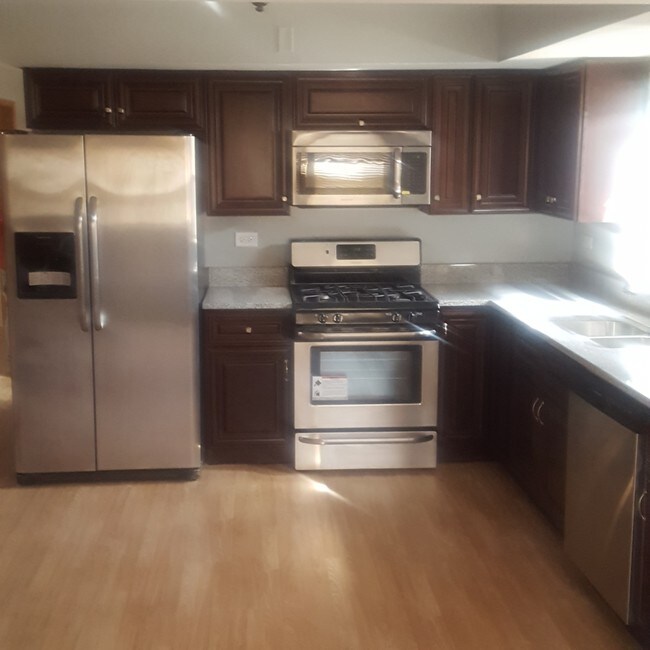 Foto del edificio - 1132 Eastern Ave