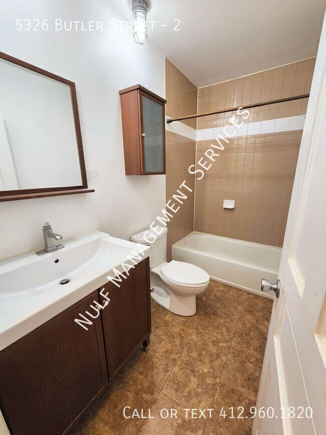 Foto del edificio - 5326 Butler St