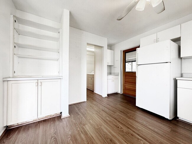 Foto del edificio - Pet-Friendly Single Family Home Blocks from Kailua Beach