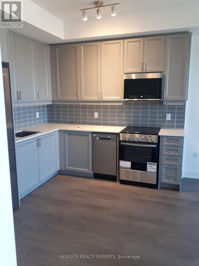 Photo du bâtiment - 2343 Khalsa Gate