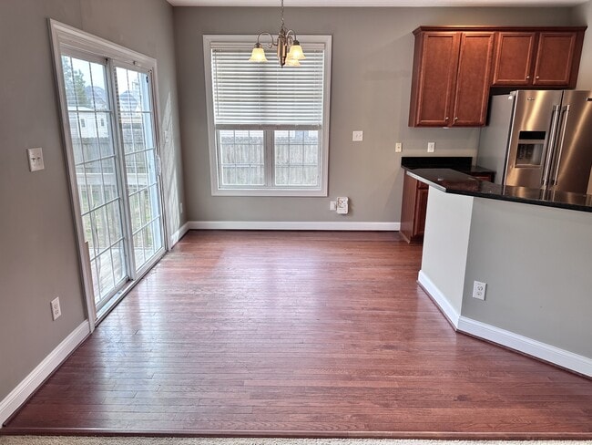 Building Photo - 114 Hills Lorough Loop