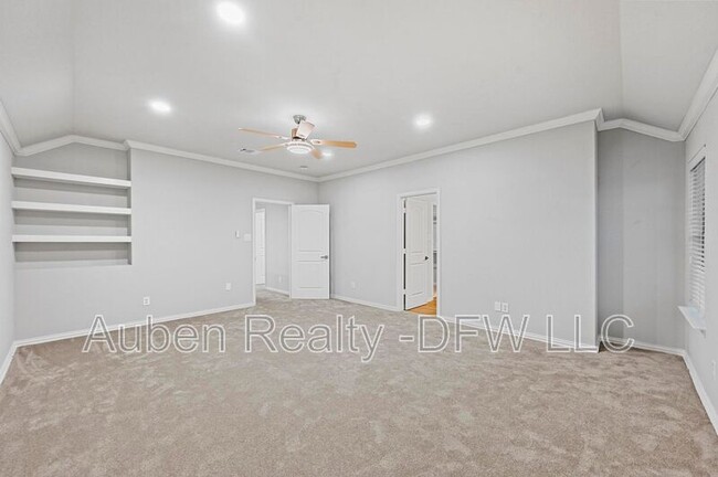 Building Photo - 1045 Rodin Ln