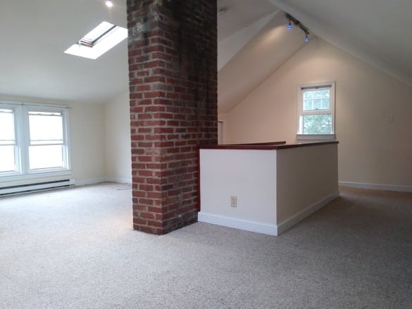 Primary Photo - 39 Baldwin Pl