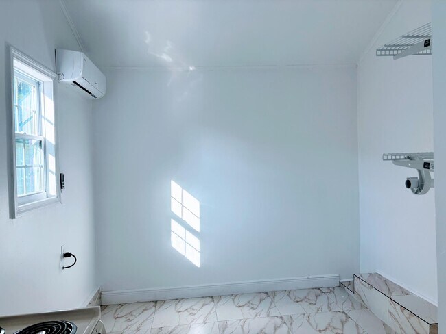 Foto del edificio - 806 Ridgewood Dr