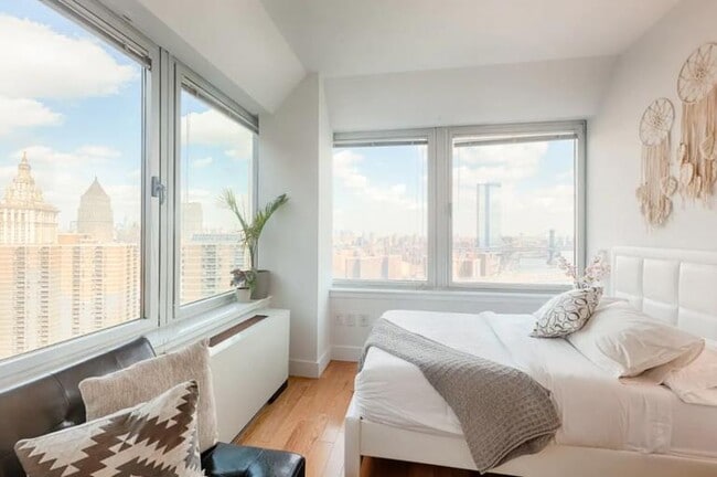 Building Photo - 4 bedroom in New York NY 10038