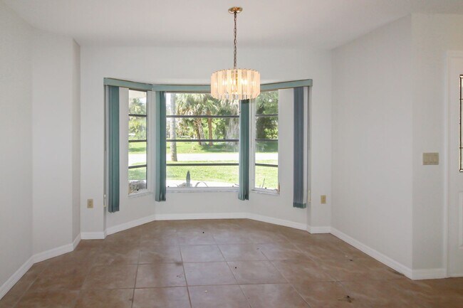Foto del edificio - South Venice Annual Pool Home for Rent