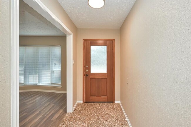 Foto del edificio - 22527 Carter Moir Ln