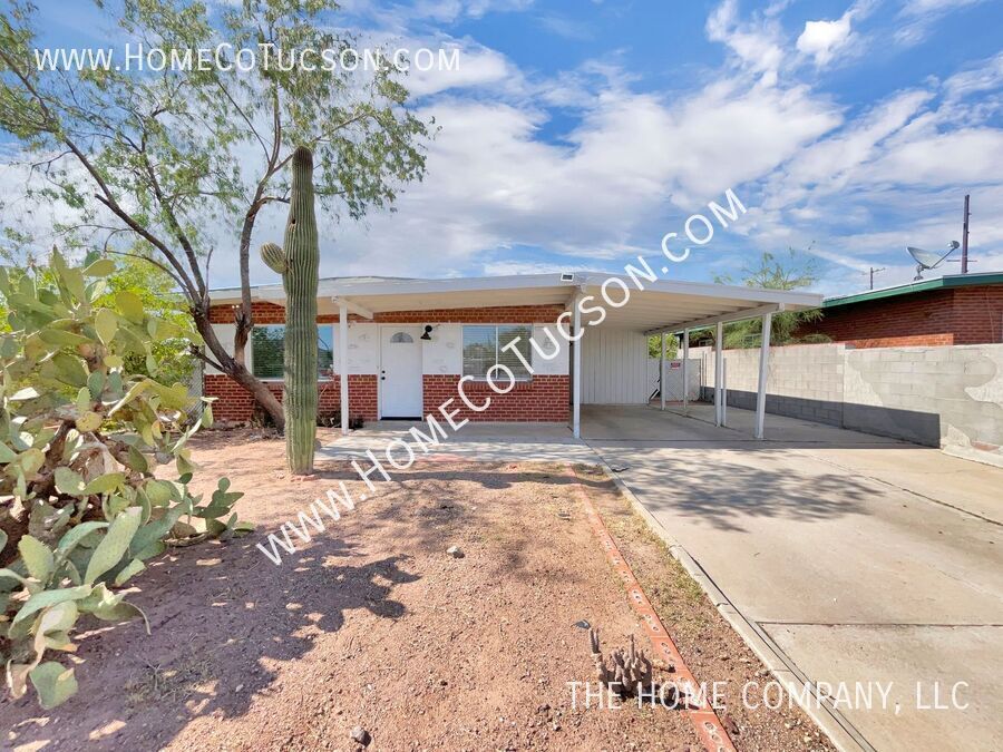 Primary Photo - 720 W Alturas St