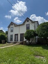 Building Photo - 1303 Ewing Creek Dr