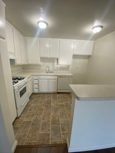 Foto del edificio - 3873 College Ave