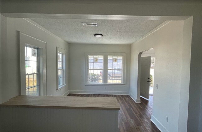 Foto del edificio - 616 4th St S
