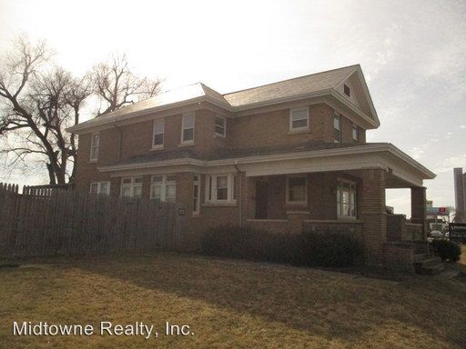 Primary Photo - 726 E Washington Blvd