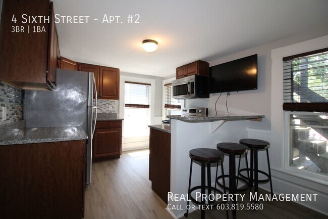 Building Photo - Downtown Dover 3 Bedroom Apartment!