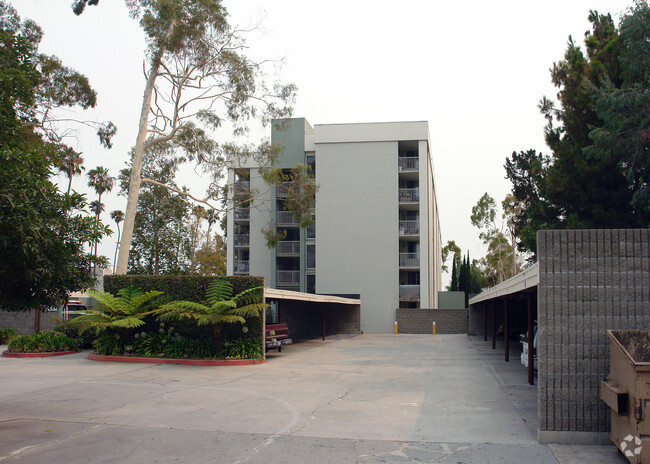 Foto del edificio - Palm Vista