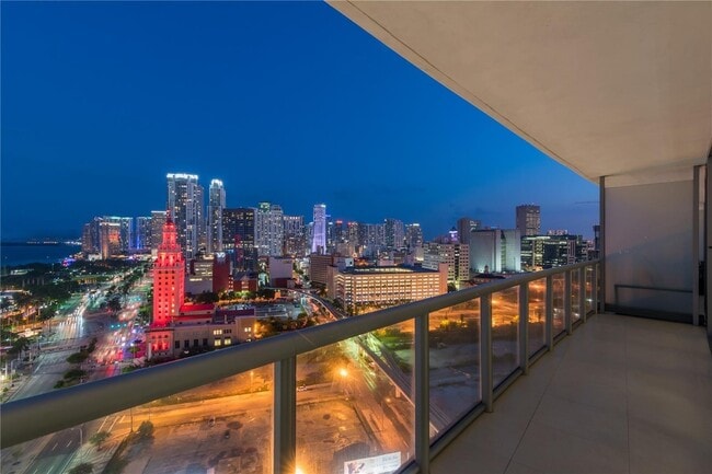 Building Photo - 888 Biscayne Blvd
