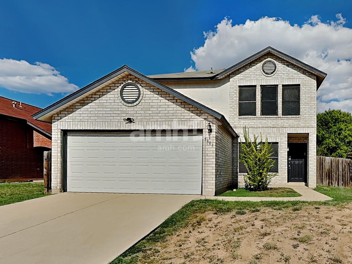 Primary Photo - 5407 Colton Creek